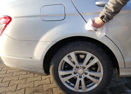 Rostflecken am Auto entfernen