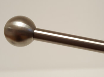 aufgeklebete Edelstahl-Kugel